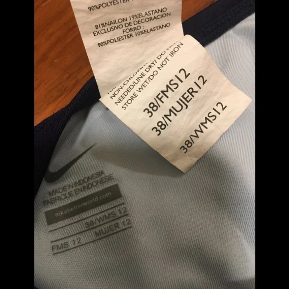 Nike Core Solid Fast Back One Piece Navy Swimsuit - Picture 8 of 8